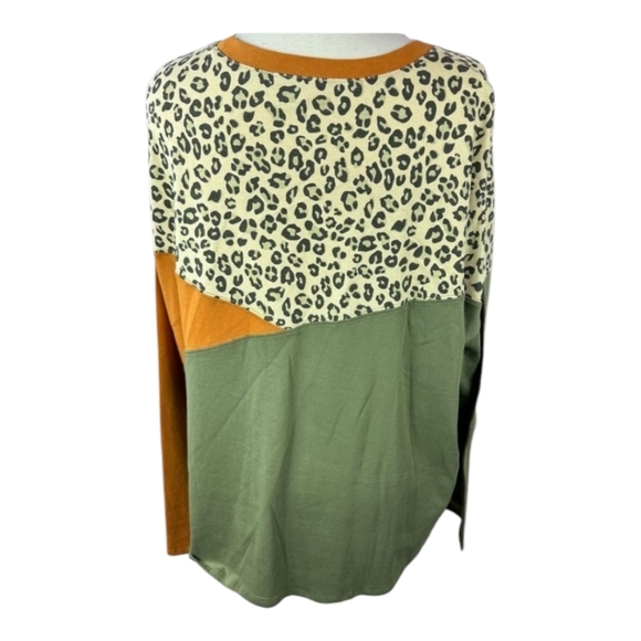 EASEL Size 1XL Crewneck Boutique Brand - Picture 2 of 5